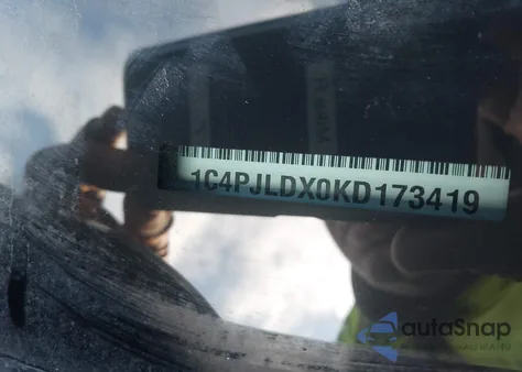 2019 Jeep Cherokee Limited Fwd z USA, uszkodzony, nr VIN 1C4PJLDX0KD173419